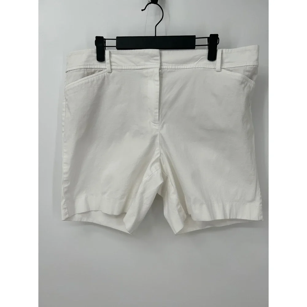 Talbots Perfect Short Womens 14 White Chino Bermuda Mid Rise Cotton Blend Shorts - Picture 4 of 8